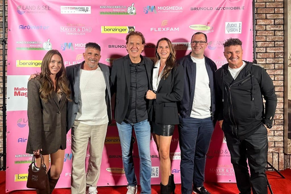 Mallorca Kino in der Motorworld Palma – ein unvergesslicher Abend und wir als einer der Hauptsponsoren dabei